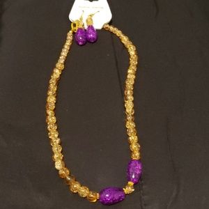 Handmade necklace w/ matchig earings set